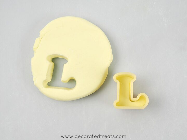 Fondant Letters For Cake Decorating Decorated Treats