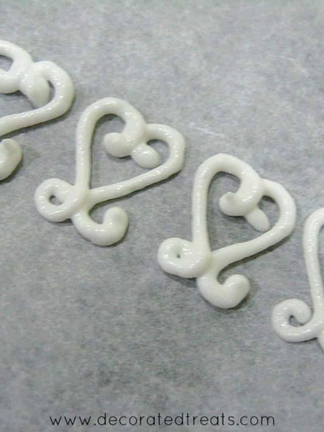 Icing Coupler (What Is It and How to Use It) Decorated Treats