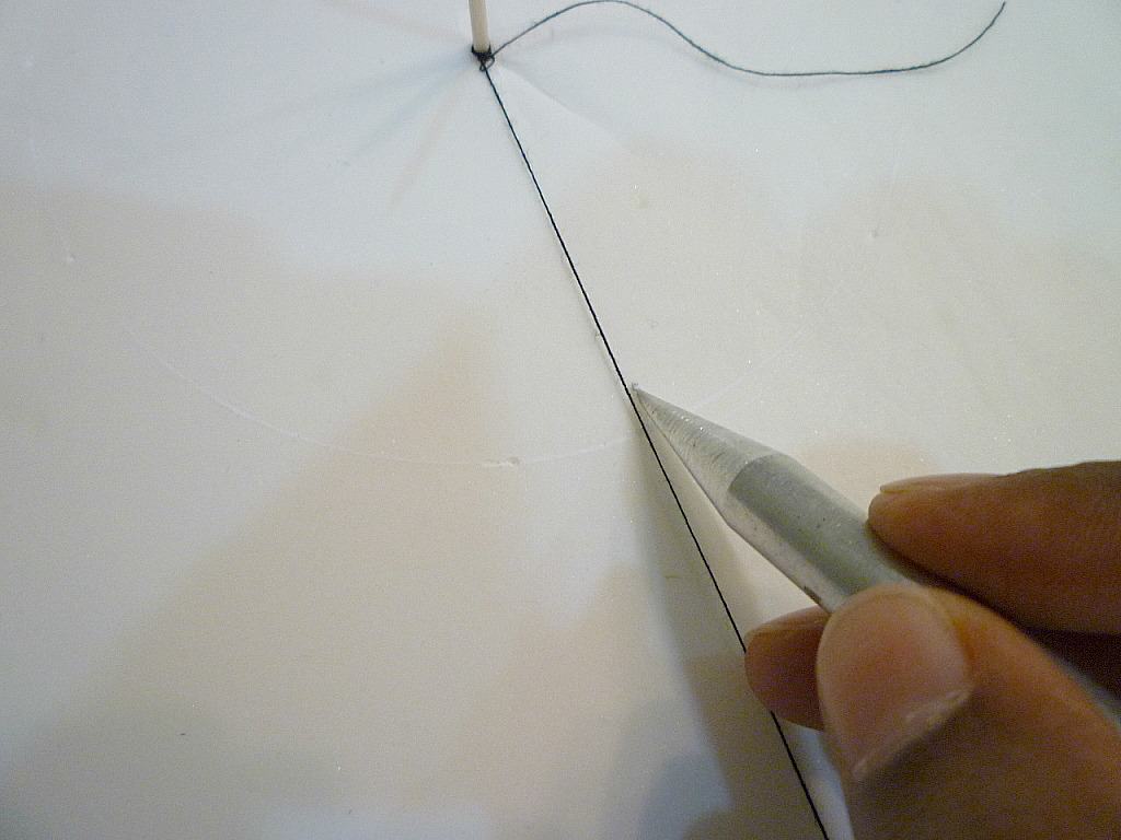 Marking a line on a fondant covered cake