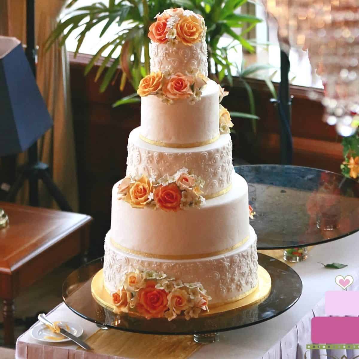 5 Tier Wedding Cake In Pretty Autumn Colors Decorated Treats