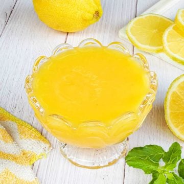 A glass bowl of lemon curd