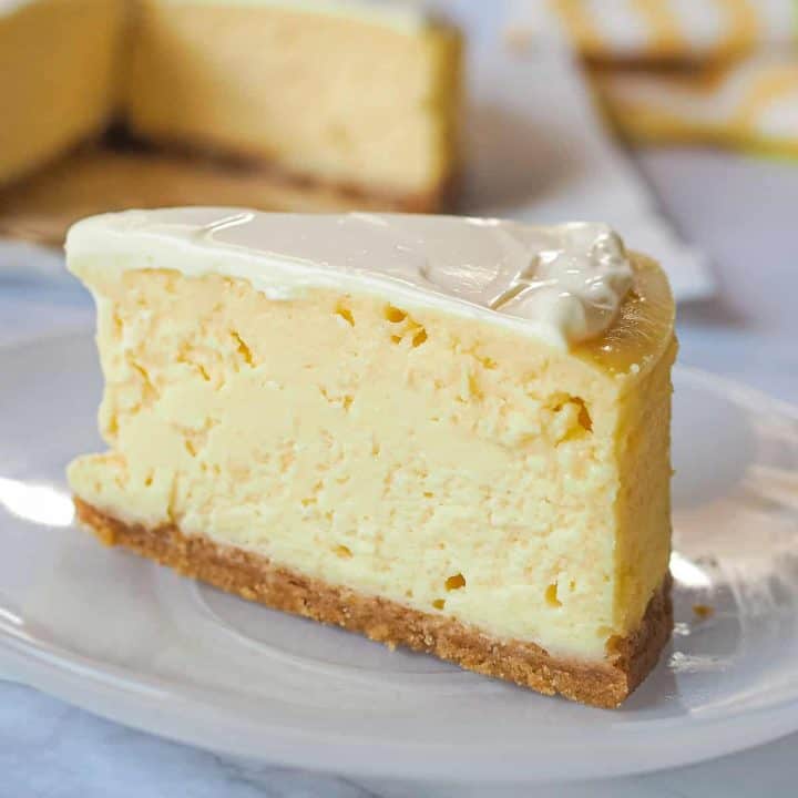 Classic New York Cheesecake (An Old Fashioned Cheesecake) Decorated Treats
