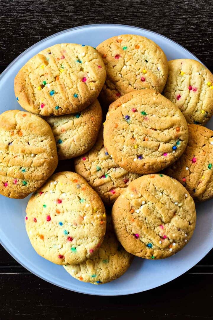 Simple Peanut Butter Cookies with Sprinkles Decorated Treats