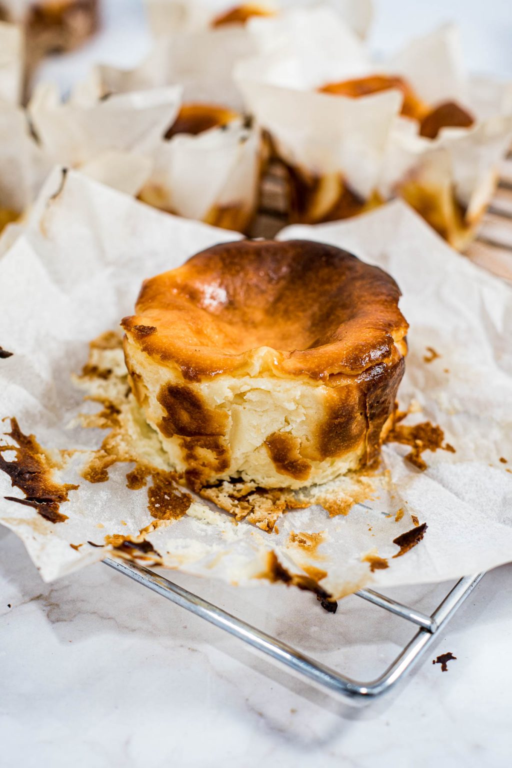 Mini Basque Cheesecake (Mini Burnt Cheesecake) Decorated Treats