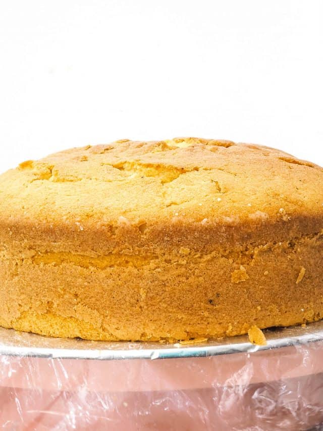 Chocolate Sour Cream Pound Cake (the Best!) Decorated Treats