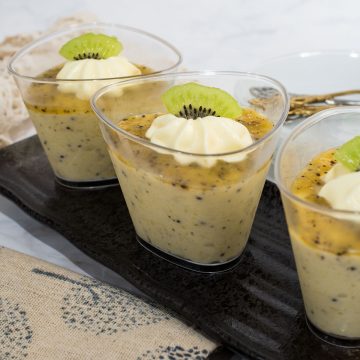 3 cups of kiwi mousse.