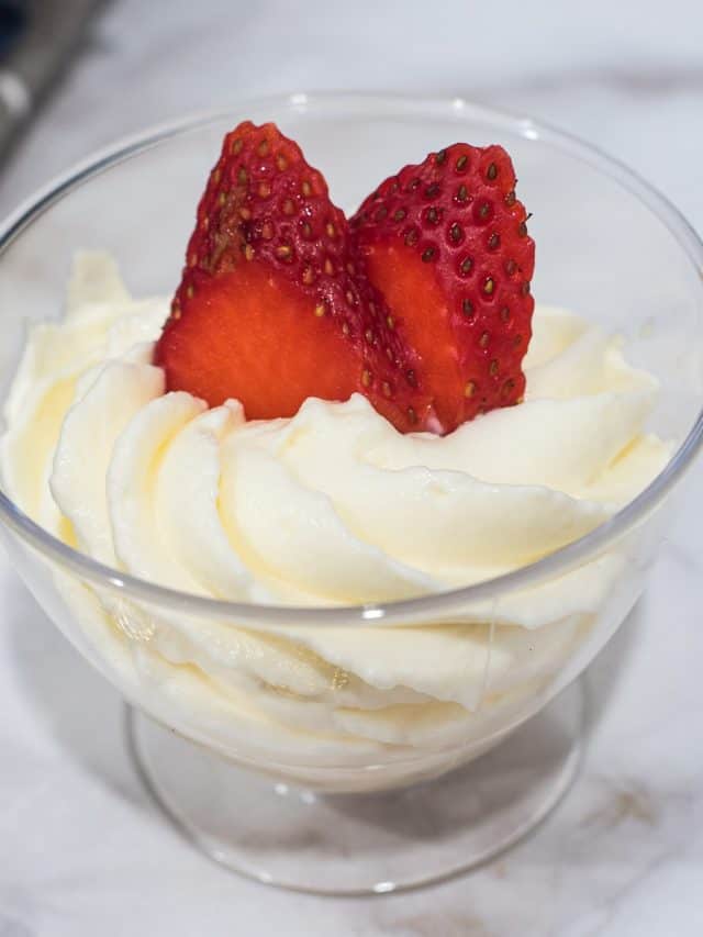 Cream Cheese Frosting without Butter Decorated Treats