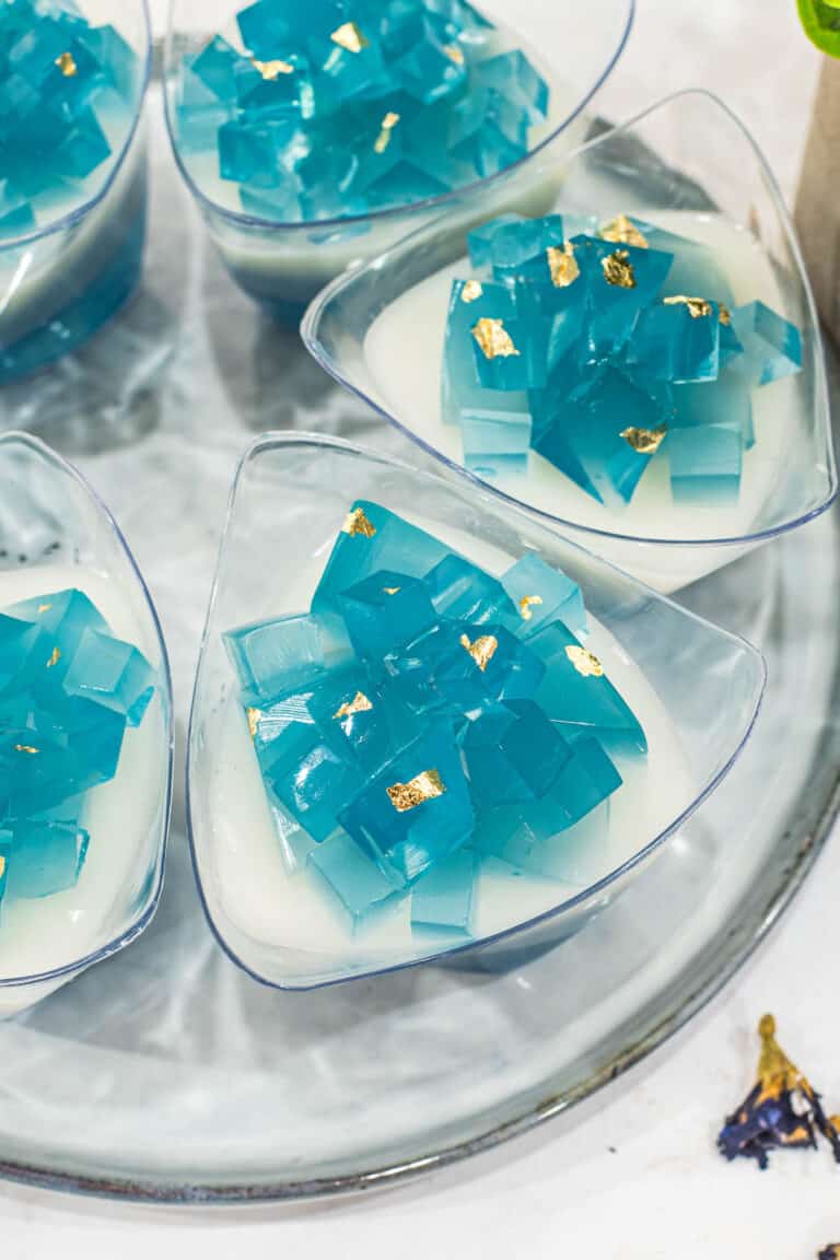 Butterfly Pea Jelly (Blue Pea Flower Agar Agar) Decorated Treats